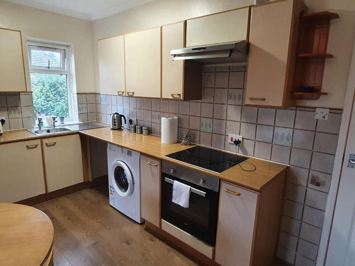 Sav Apartments Watford Watford  Bilik gambar