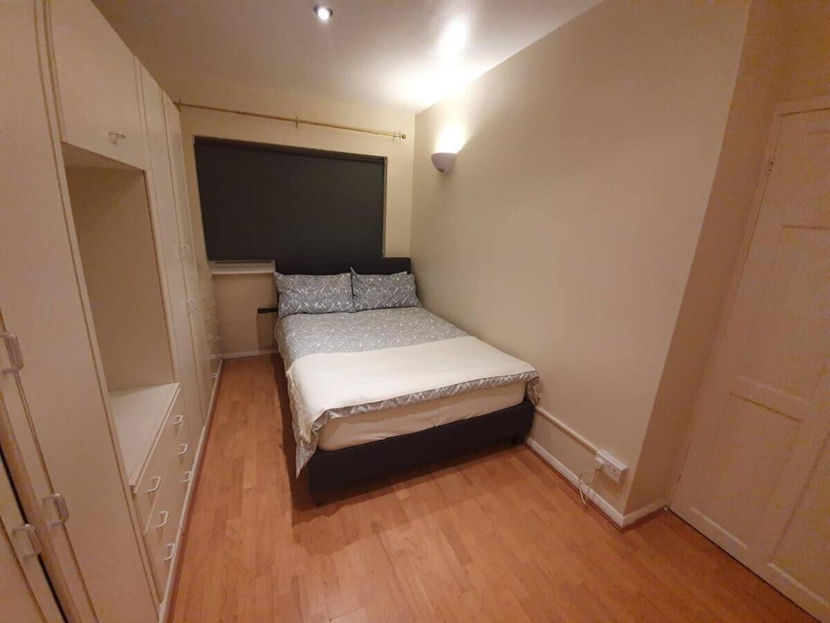 Sav Apartments Watford Watford  Bilik gambar