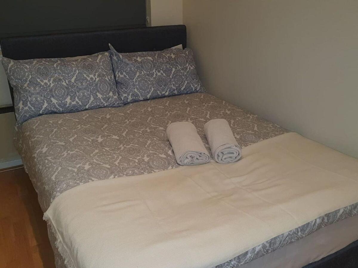 Sav Apartments Watford Watford  Bilik gambar